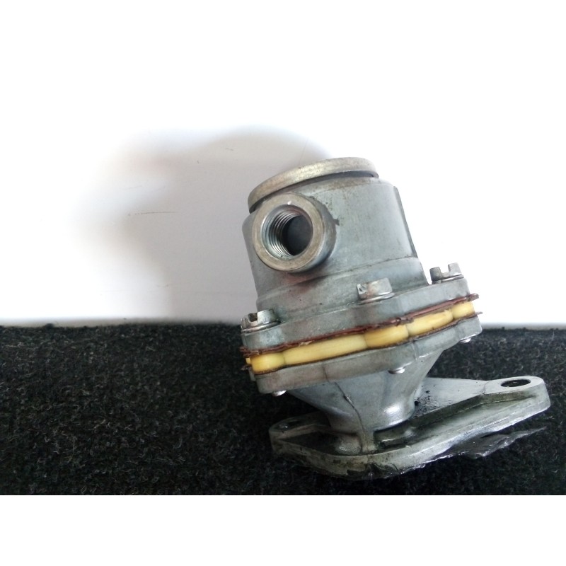 Recambio de bomba combustible para iveco daily caja cerrada (1989 =>) 2.8 diesel referencia OEM IAM 196258D  
