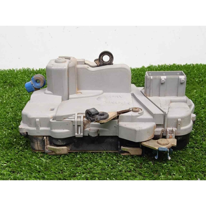Recambio de cerradura puerta delantera izquierda para citroën berlingo 1.9 diesel referencia OEM IAM SINREFERENCIA 96-08 - ENCHU