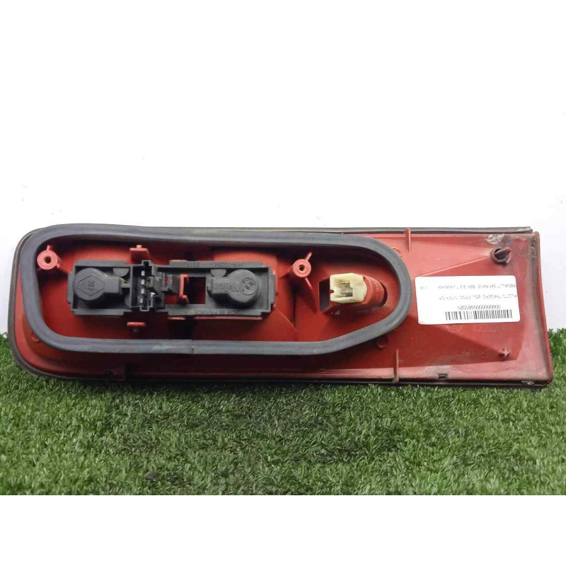 Recambio de piloto trasero izquierdo interior para renault safrane (b54) 2.2 turbodiesel referencia OEM IAM  96-01 