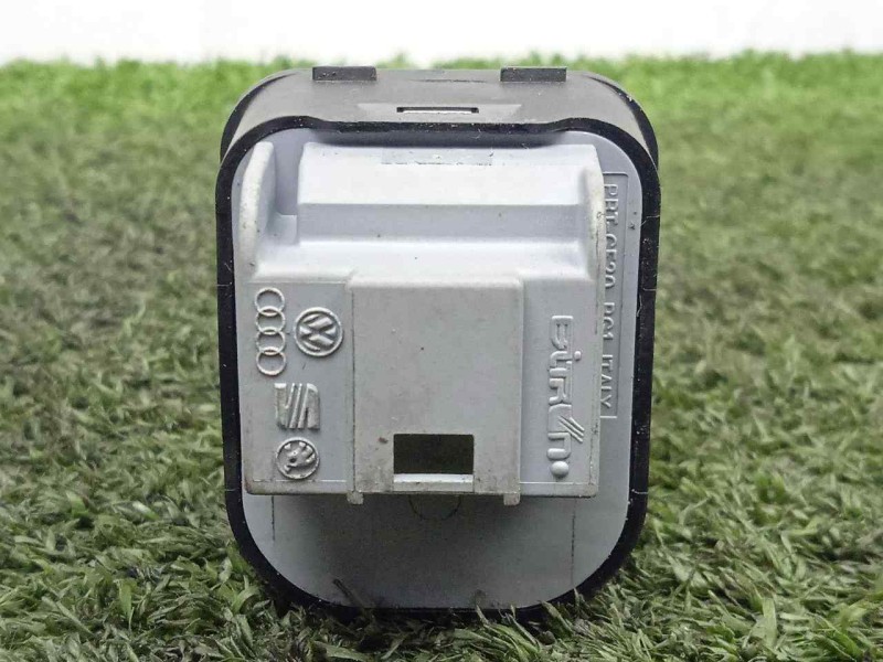 Recambio de mando retrovisor para man tge kasten (uy) 2.0 tdi referencia OEM IAM 3G0959565B  