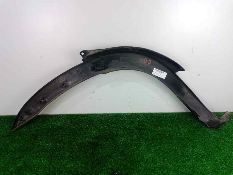 Recambio de aletin delantero derecho para iveco daily furgón 2.3 diesel cat referencia OEM IAM 5801863939  