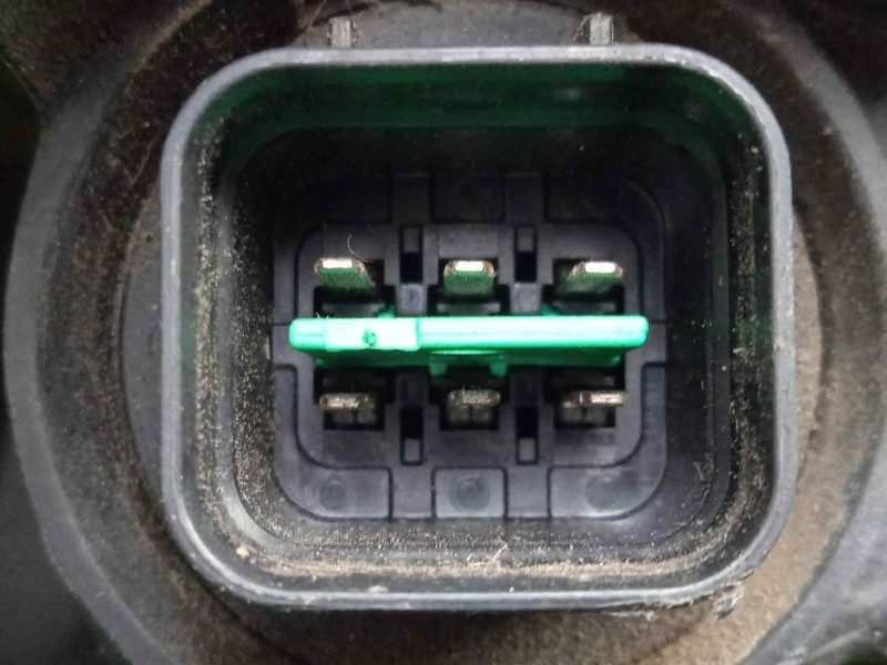 Recambio de faro izquierdo para kia sorento 2.5 crdi referencia OEM IAM SINREFERENCIA 06-09 