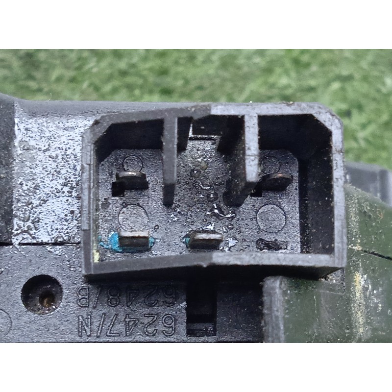 Recambio de mando luces para iveco eurocargo 05.03  5.9 diesel referencia OEM IAM 93191488  