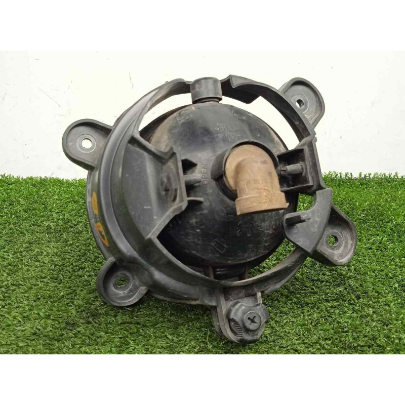 Recambio de faro antiniebla derecho para kia sorento 2.5 crdi referencia OEM IAM SINREFERENCIA  