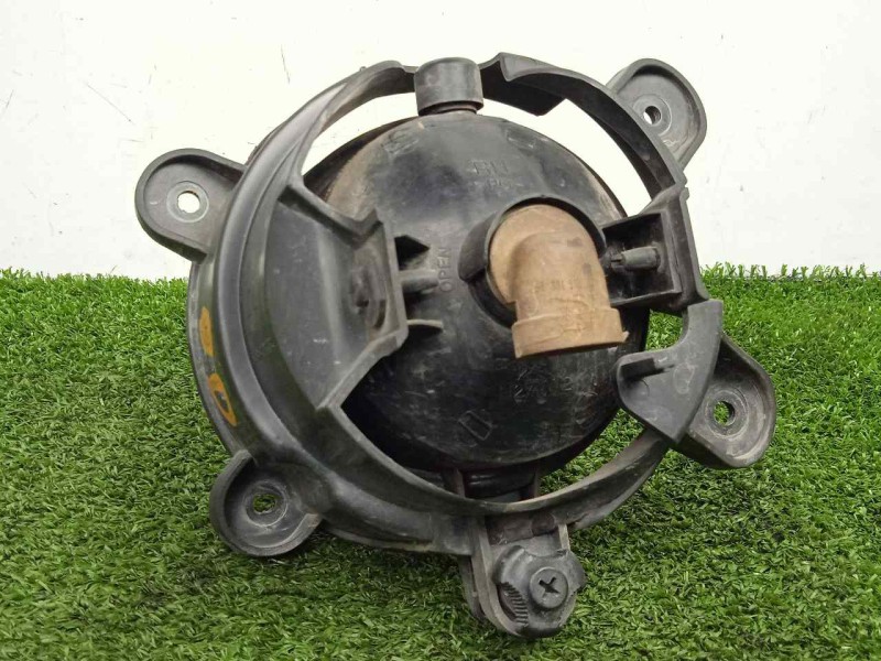 Recambio de faro antiniebla derecho para kia sorento 2.5 crdi referencia OEM IAM SINREFERENCIA  