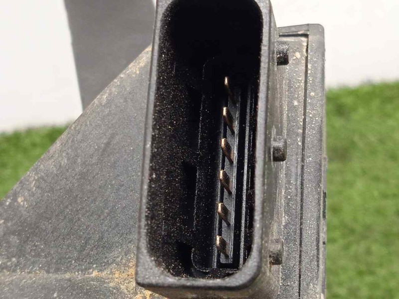 Recambio de potenciometro pedal para iveco daily furgón 2.3 diesel cat referencia OEM IAM 5801333490  