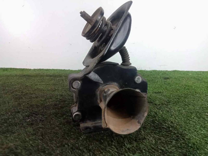 Recambio de soporte rueda repuesto para kia sorento 2.5 crdi referencia OEM IAM SNREFERENCIA  