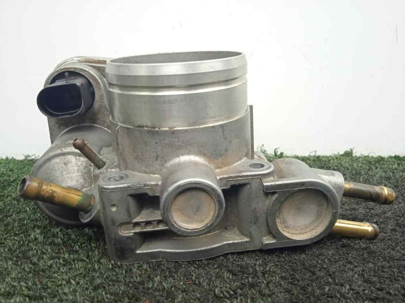 Recambio de caja mariposa para volkswagen passat berlina (3b3) 1.6 referencia OEM IAM 06B133062P-408238223003  