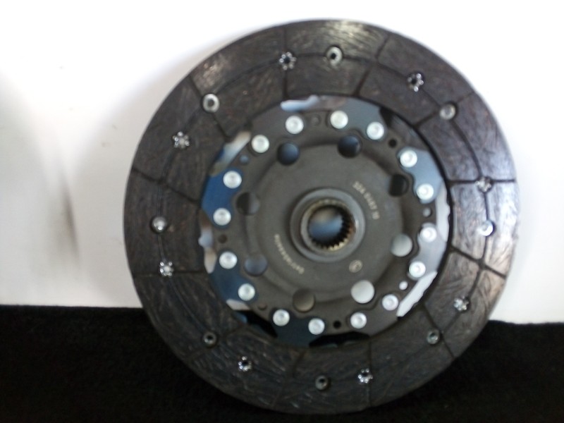 Recambio de kit embrague para kia carens (un) 2.0 crdi referencia OEM IAM 3000951958  