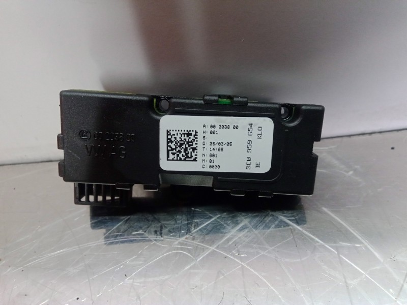 Recambio de modulo electronico para volkswagen passat berlina (3c2) 2.0 tdi referencia OEM IAM 3C0959654  