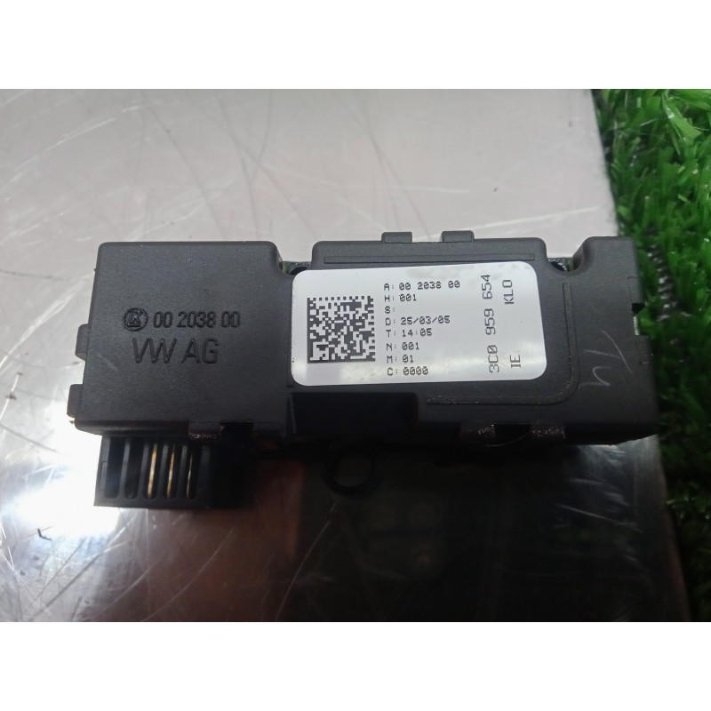 Recambio de modulo electronico para volkswagen passat berlina (3c2) 2.0 tdi referencia OEM IAM 3C0959654  