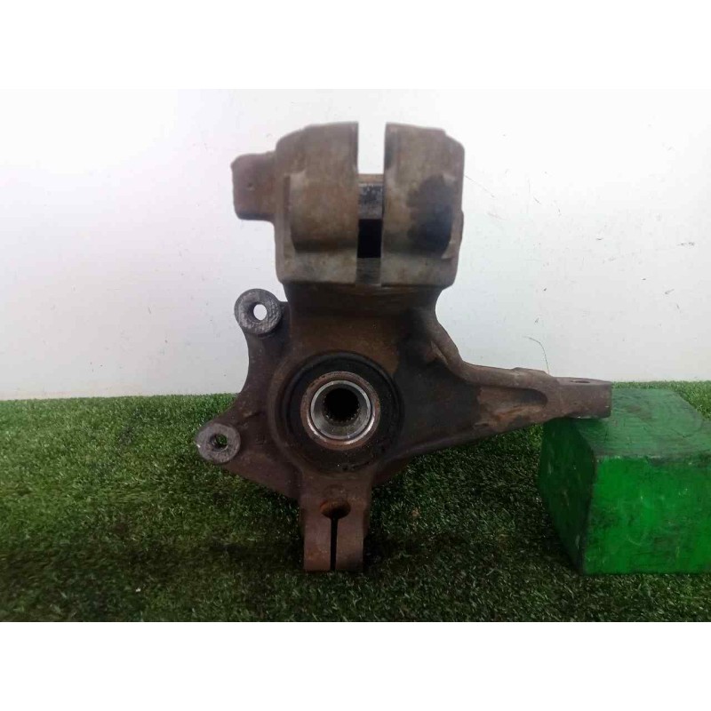 Recambio de mangueta delantera derecha para peugeot 206 berlina 1.4 hdi referencia OEM IAM SINREFERENCIA 4X108 