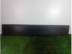 Recambio de molduras traseras para man tge kasten (uy) 2.0 tdi referencia OEM IAM 7C0853517A  