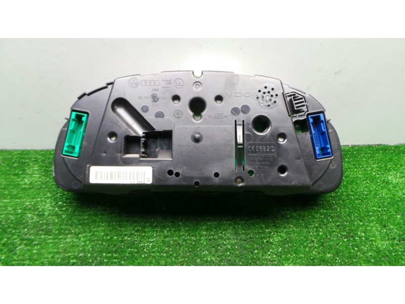 Recambio de cuadro instrumentos para volkswagen passat berlina (3b3) 1.6 referencia OEM IAM 110080197001-3B0920807  