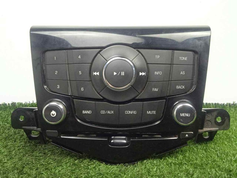 Recambio de sistema audio / radio cd para chevrolet cruze 1.6 cat referencia OEM IAM 95485441  