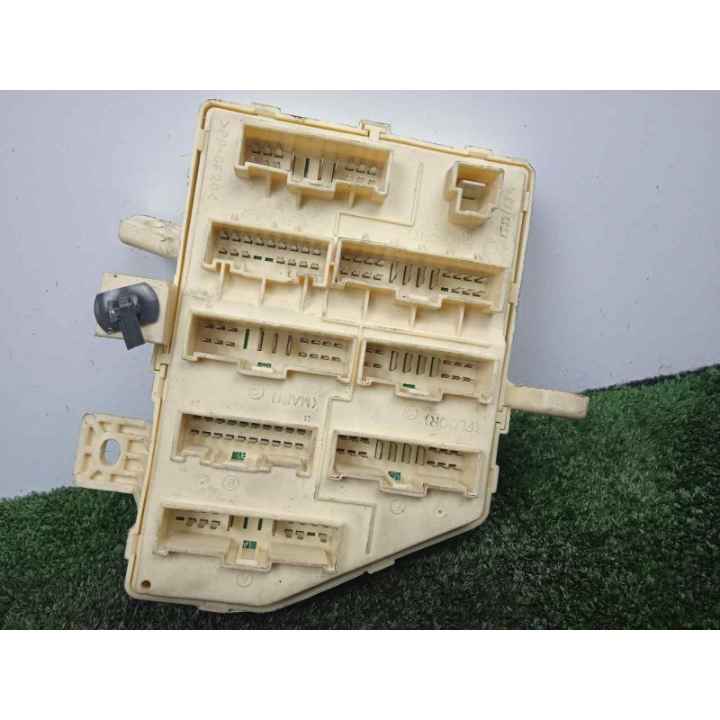 Recambio de caja reles / fusibles para kia carens (un) 2.0 crdi referencia OEM IAM 919501D510  