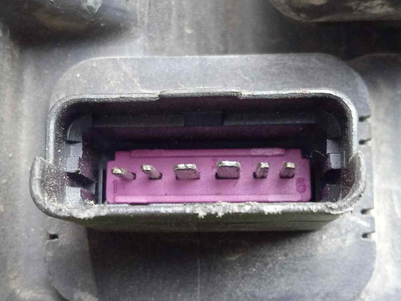 Recambio de faro izquierdo para peugeot 406 berlina (s1/s2) 2.0 hdi referencia OEM IAM  99-03 