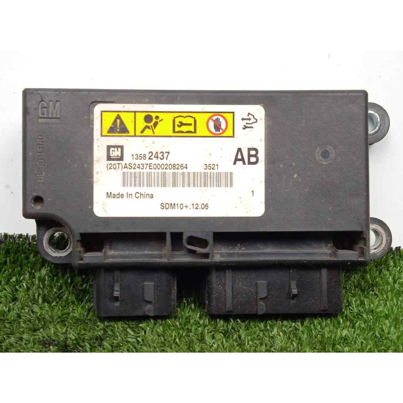 Recambio de centralita airbag para chevrolet cruze 1.6 cat referencia OEM IAM 13582437  