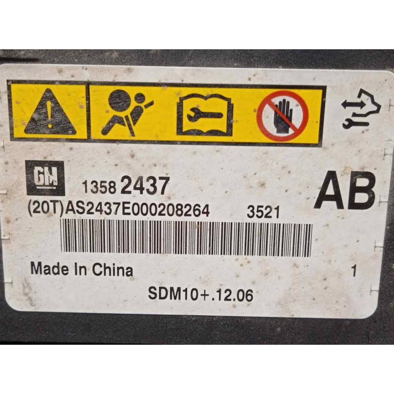 Recambio de centralita airbag para chevrolet cruze 1.6 cat referencia OEM IAM 13582437  