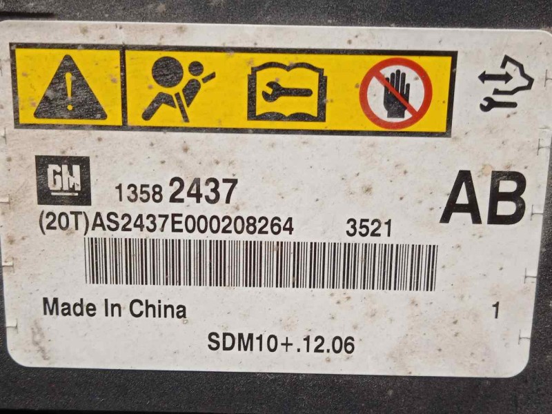 Recambio de centralita airbag para chevrolet cruze 1.6 cat referencia OEM IAM 13582437  