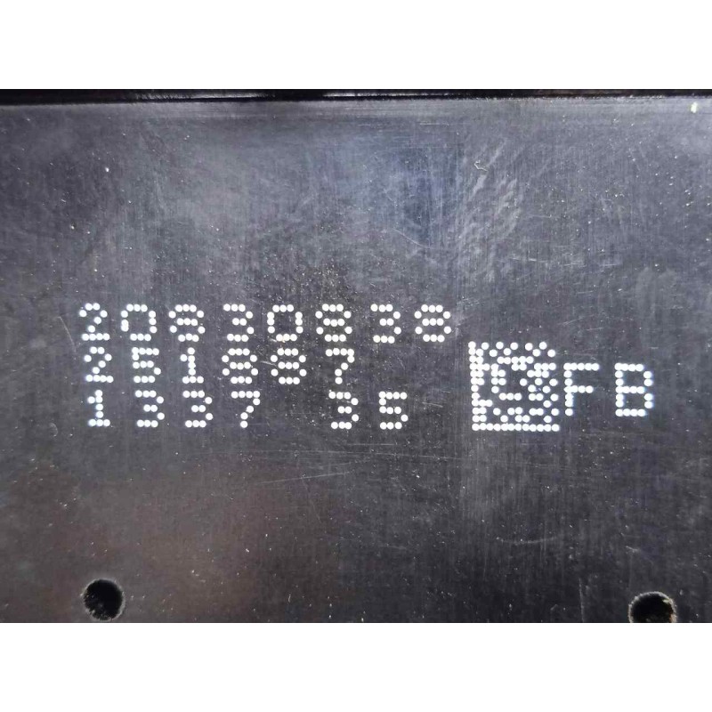 Recambio de mando elevalunas delantero izquierdo para chevrolet cruze 1.6 cat referencia OEM IAM 20830838 4.BOTONES 