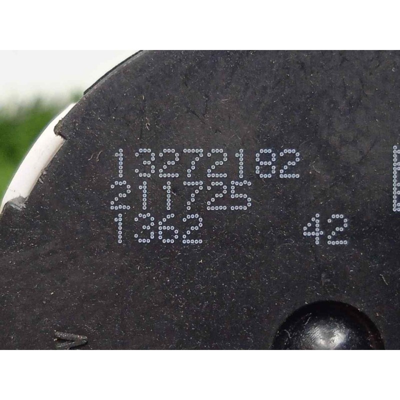 Recambio de mando retrovisor para chevrolet cruze 1.6 cat referencia OEM IAM 13272182  