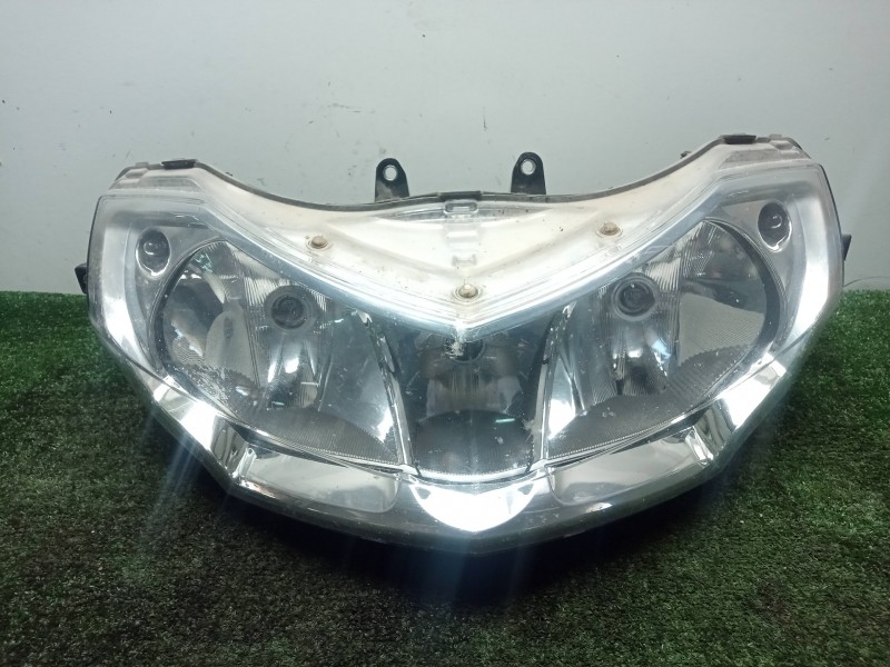 Recambio de faro central para bmw r 1200 rt/st referencia OEM IAM 7718052 K26 - 05-10 