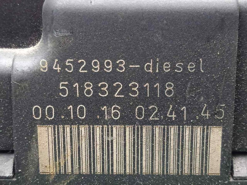 Recambio de caja reles / fusibles para volvo v70 familiar 2.5 turbodiesel referencia OEM IAM 518323118-9452993  