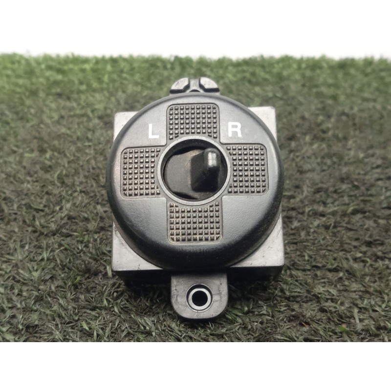 Recambio de mando retrovisor para kia rio 1.3 i referencia OEM IAM 621W10090  