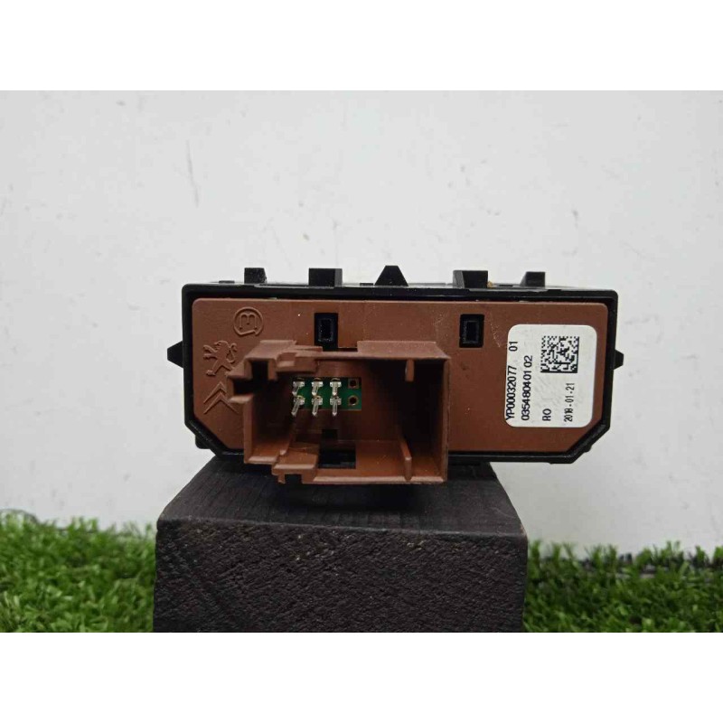 Recambio de interruptor para opel crossland x 1.2 referencia OEM IAM YP00032077 6.PINES 