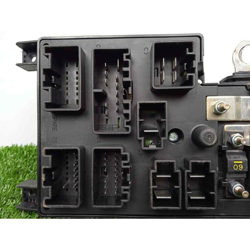 Recambio de caja reles / fusibles para volvo v70 familiar 2.5 turbodiesel referencia OEM IAM 518323118-9452993  