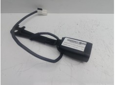 Recambio de enganche cinturon delantero derecho para hyundai ix35 1.7 crdi cat referencia OEM IAM   