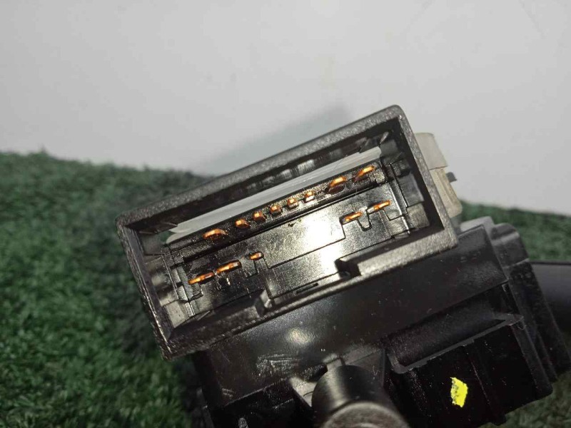 Recambio de mando luces para kia carens (un) 2.0 crdi referencia OEM IAM 202004727 06-13 