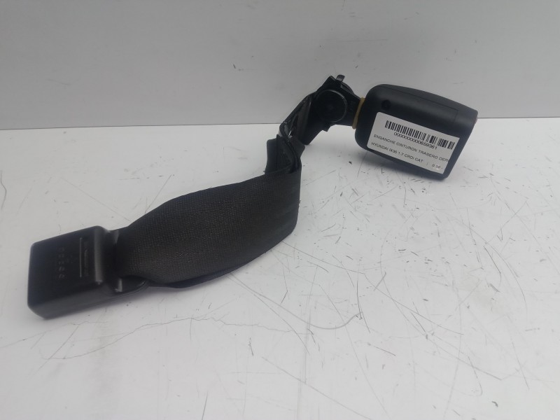 Recambio de enganche cinturon trasero derecho para hyundai ix35 1.7 crdi cat referencia OEM IAM   
