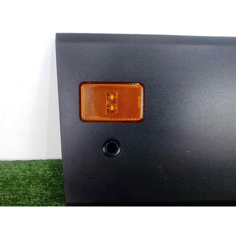 Recambio de molduras traseras para man tge kasten (uy) 2.0 tdi referencia OEM IAM 7C0853754-7C3945061B-5Q0919275B  