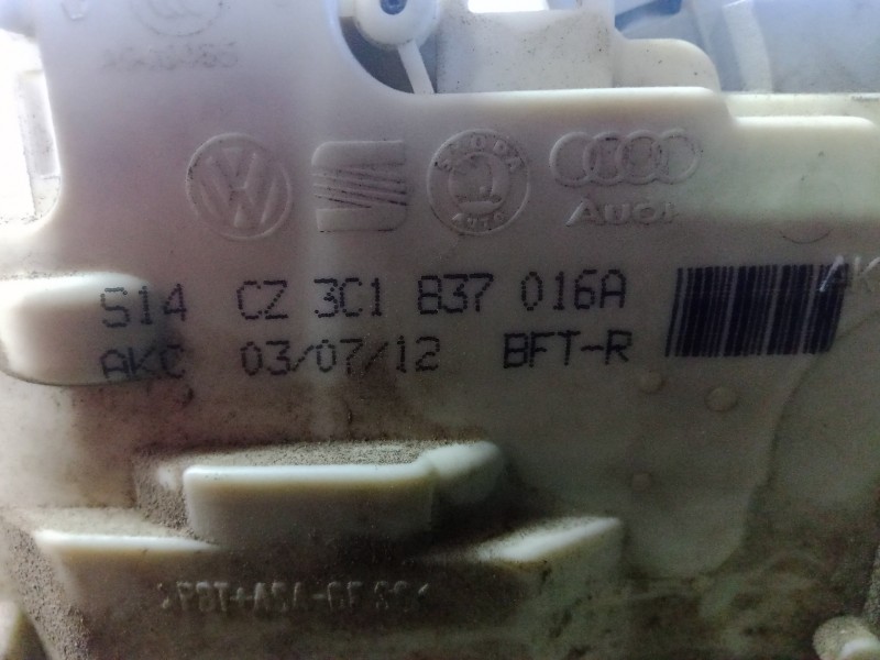 Recambio de cerradura puerta delantera derecha para volkswagen passat berlina (3c2) 2.0 tdi referencia OEM IAM 3C1837016A  