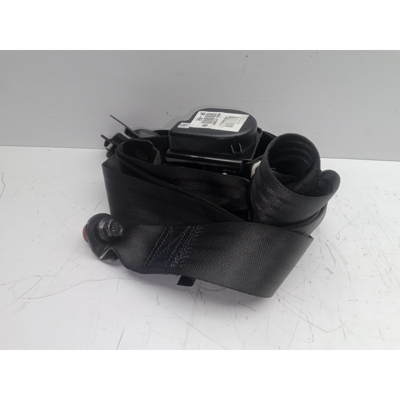 Recambio de cinturon seguridad trasero derecho para hyundai ix35 1.7 crdi cat referencia OEM IAM 898202Y2009P  