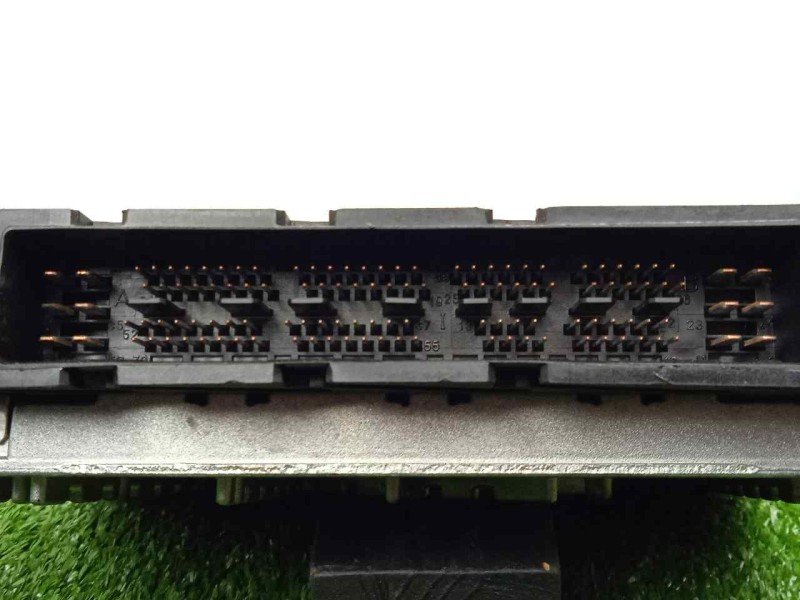 Recambio de centralita motor uce para volvo v70 familiar 2.5 turbodiesel referencia OEM IAM 0281001776-09496667-EDCMSA15831-28SA