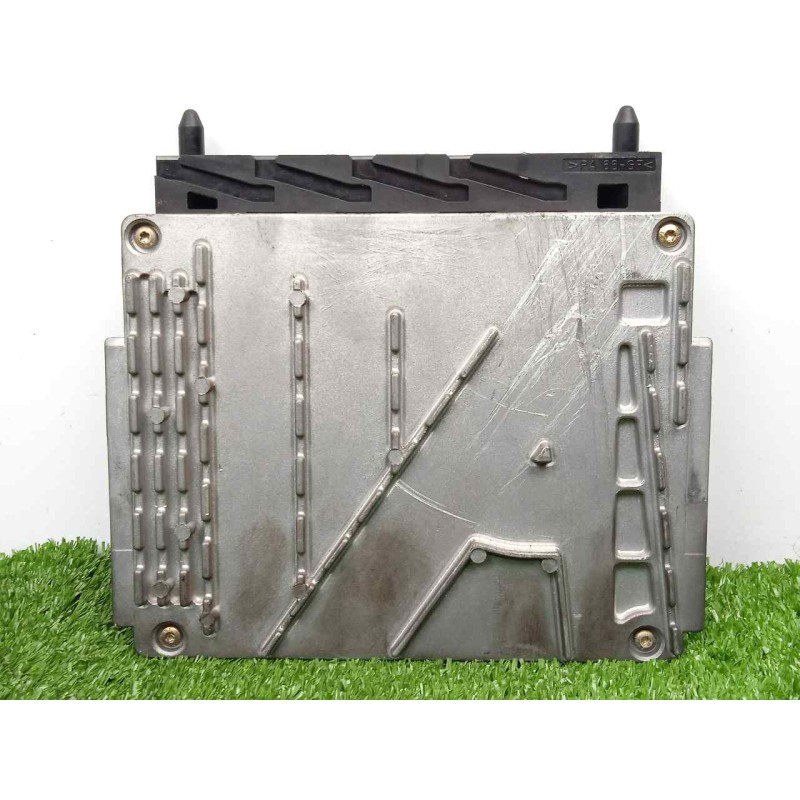 Recambio de centralita motor uce para volvo v70 familiar 2.5 turbodiesel referencia OEM IAM 0281001776-09496667-EDCMSA15831-28SA