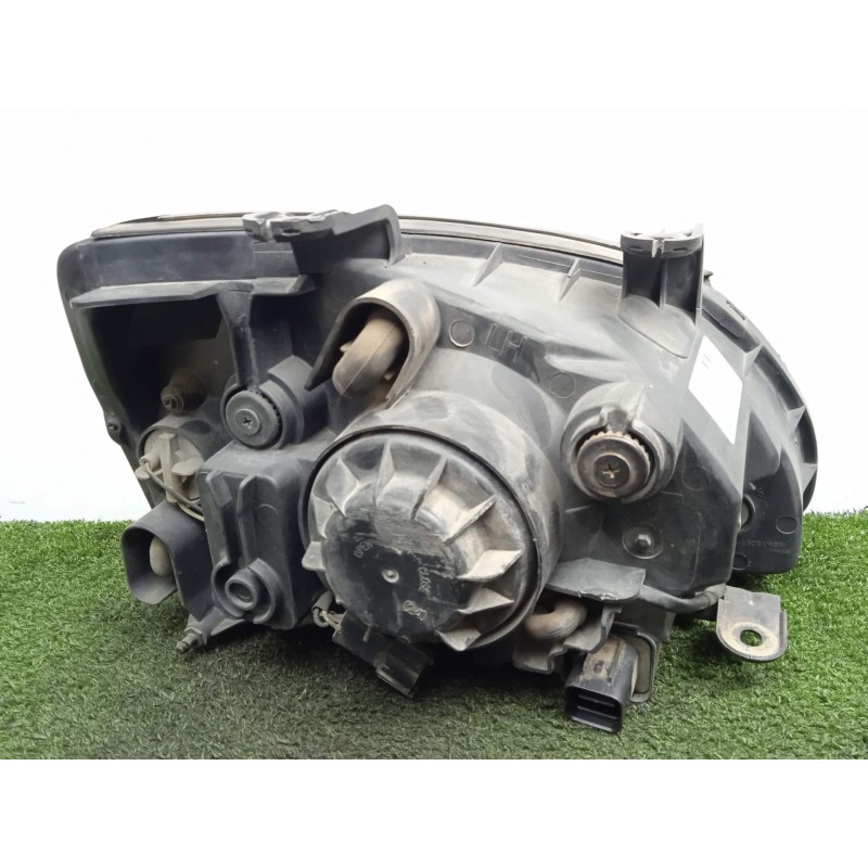 Recambio de faro izquierdo para kia carens 2.0 turbodiesel cat referencia OEM IAM SINREFERENCIA 02-06 