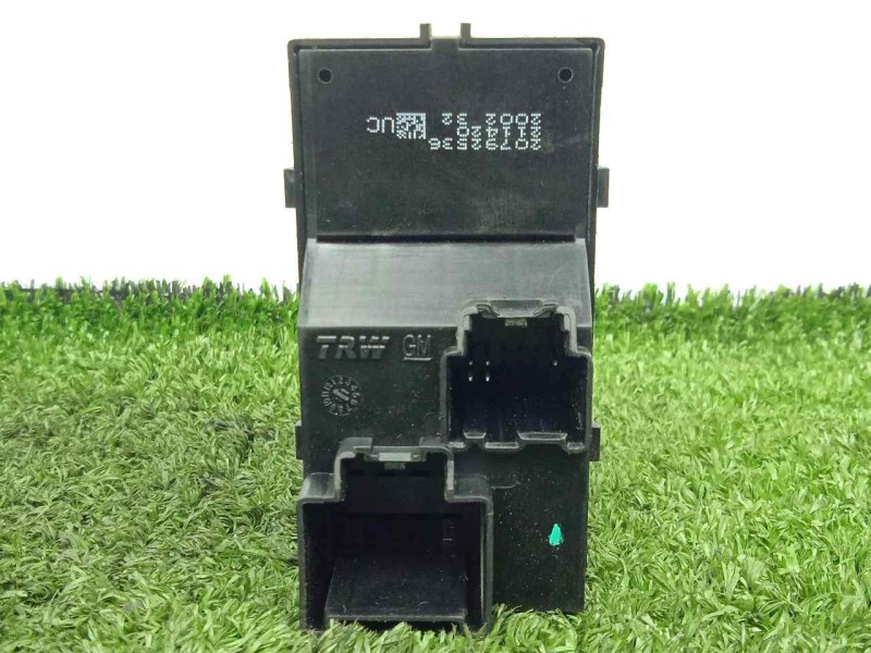 Recambio de mando elevalunas delantero derecho para chevrolet cruze 1.6 cat referencia OEM IAM 20792536  