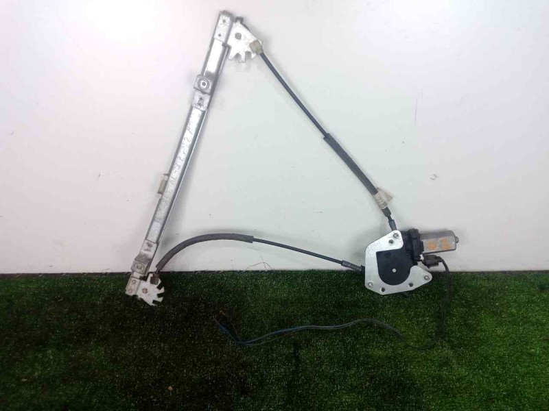 Recambio de elevalunas delantero izquierdo para renault clio ii fase i (b/cbo) 1.2 alize referencia OEM IAM D334600-454500017 EL
