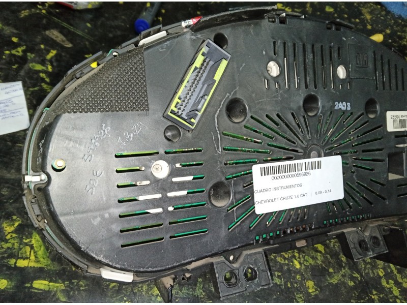 Recambio de cuadro instrumentos para chevrolet cruze 1.6 cat referencia OEM IAM 95472850-688014257  