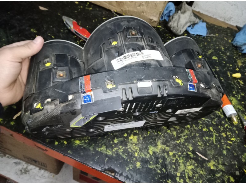 Recambio de cuadro instrumentos para chevrolet cruze 1.6 cat referencia OEM IAM 95472850-688014257  