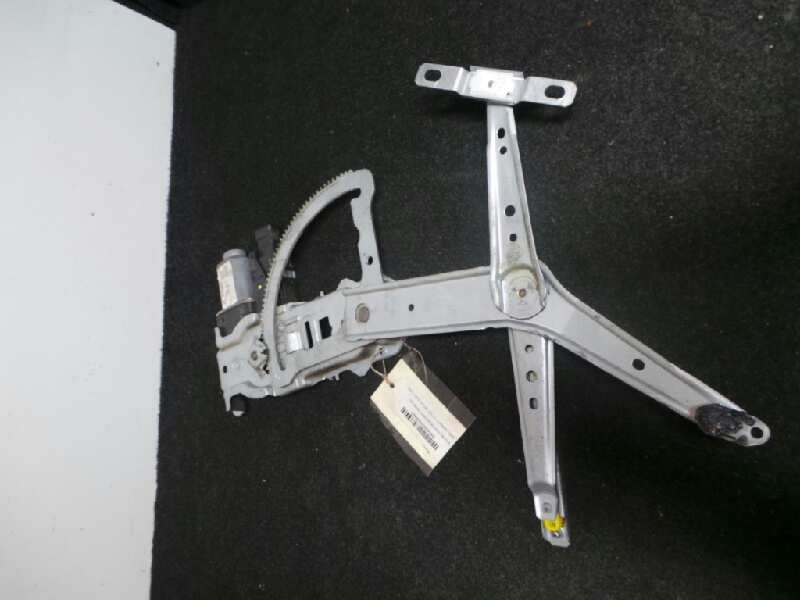 Recambio de elevalunas delantero derecho para opel corsa c 1.0 12v cat (z 10 xe / lw3) referencia OEM IAM 24466594-400709A CORSA