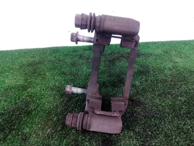 Recambio de portapinzas para land rover evoque 2.2 td4 cat referencia OEM IAM LR027130 TRASERO.DERECHO 