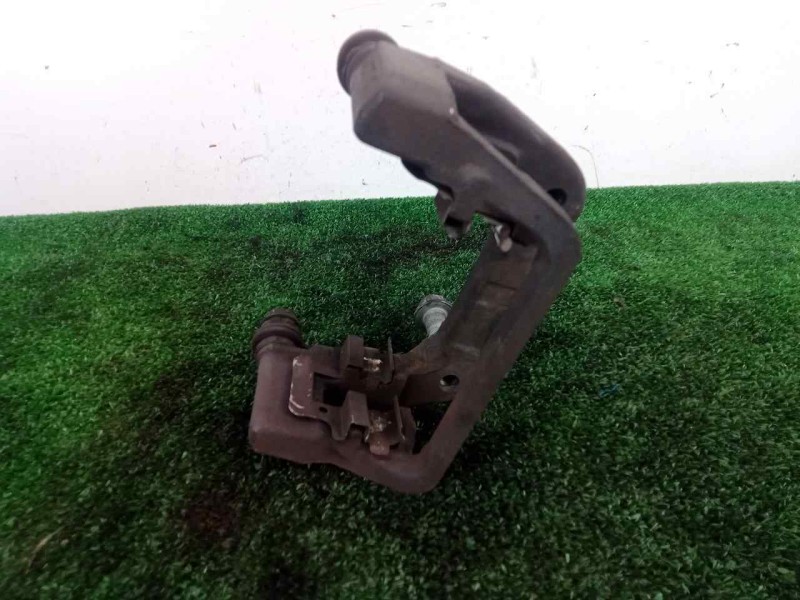 Recambio de portapinzas para land rover evoque 2.2 td4 cat referencia OEM IAM LR027130 TRASERO.DERECHO 