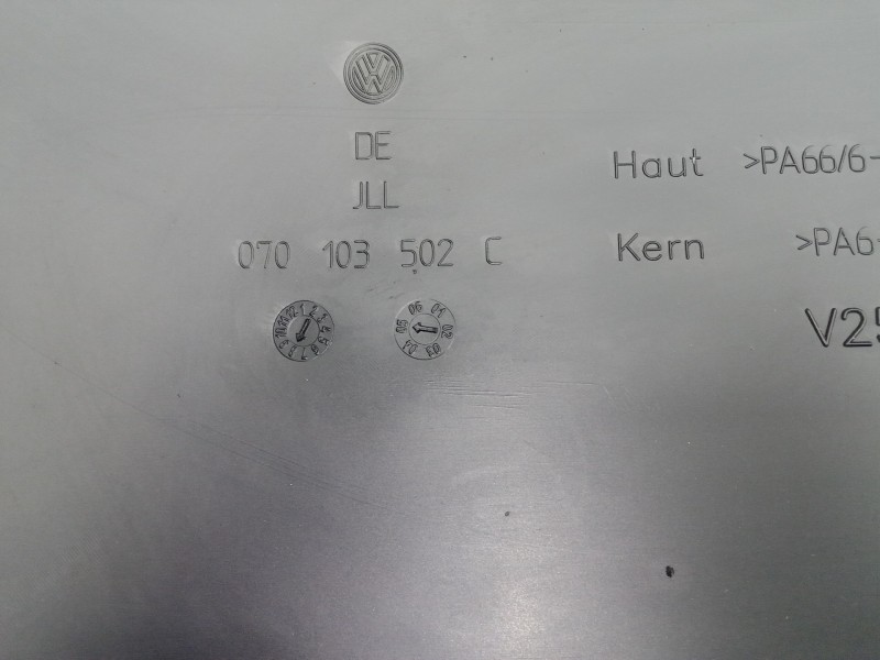 Recambio de moldura para volkswagen touareg (7la) 2.5 tdi referencia OEM IAM 070103502C  