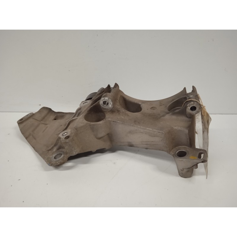 Recambio de soporte alternador para renault scenic iii grand dynamique referencia OEM IAM 8200669494  
