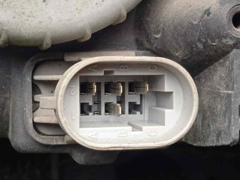 Recambio de faro derecho para renault safrane (b54) 2.2 turbodiesel referencia OEM IAM  96-01 